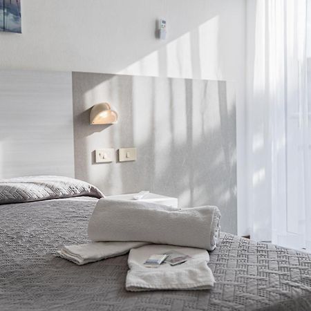 Hotel Astrid Cervia Eksteriør bilde