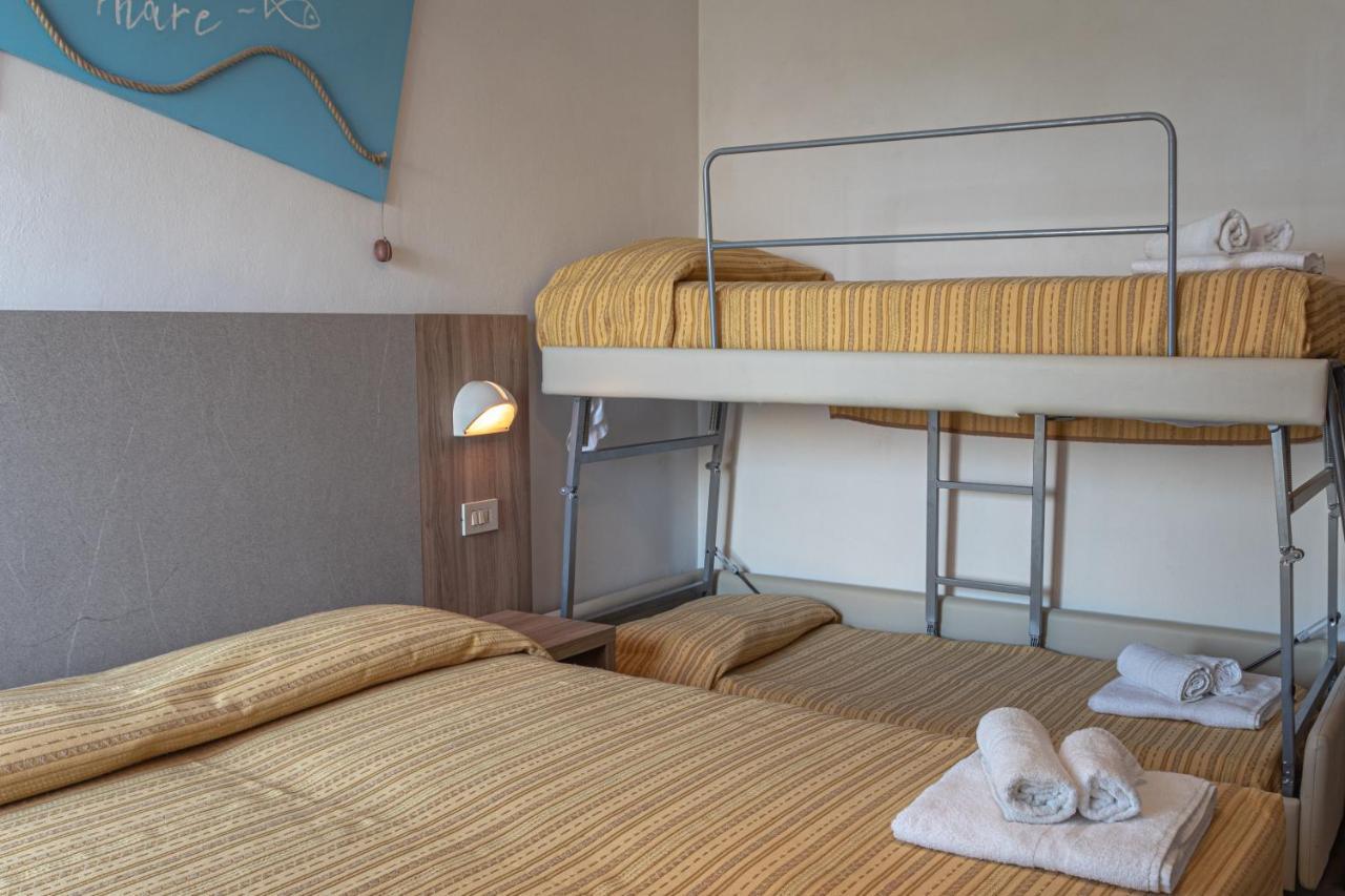 Hotel Astrid Cervia Eksteriør bilde
