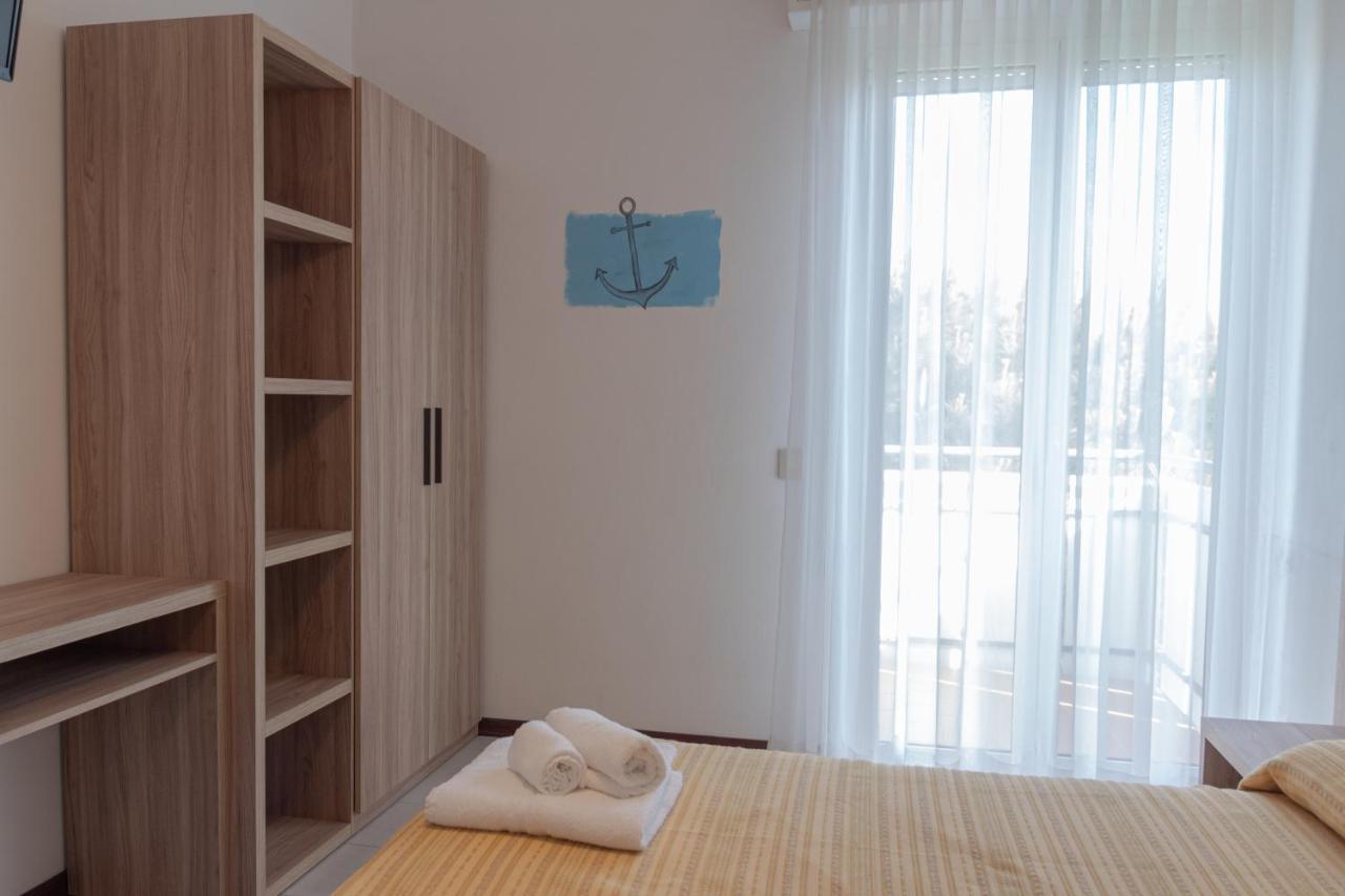 Hotel Astrid Cervia Eksteriør bilde