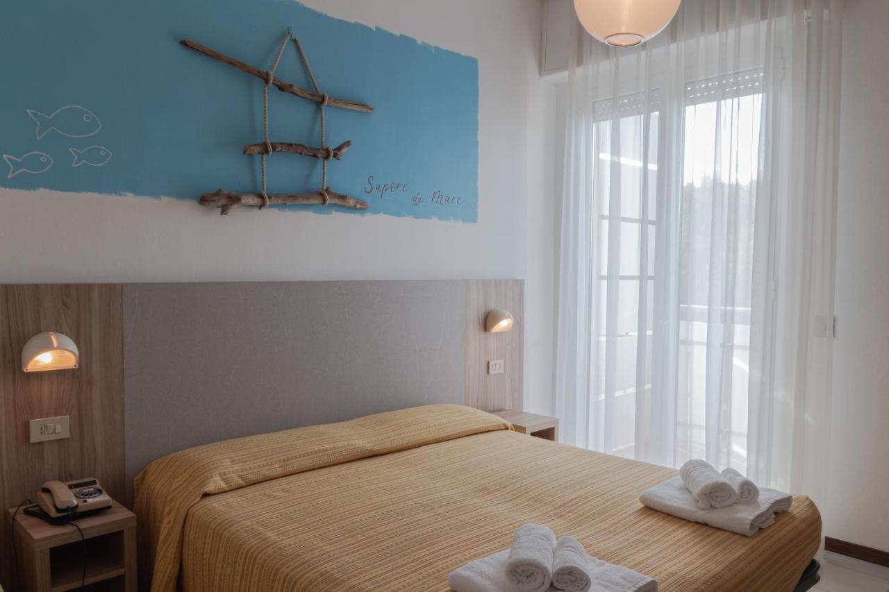 Hotel Astrid Cervia Eksteriør bilde