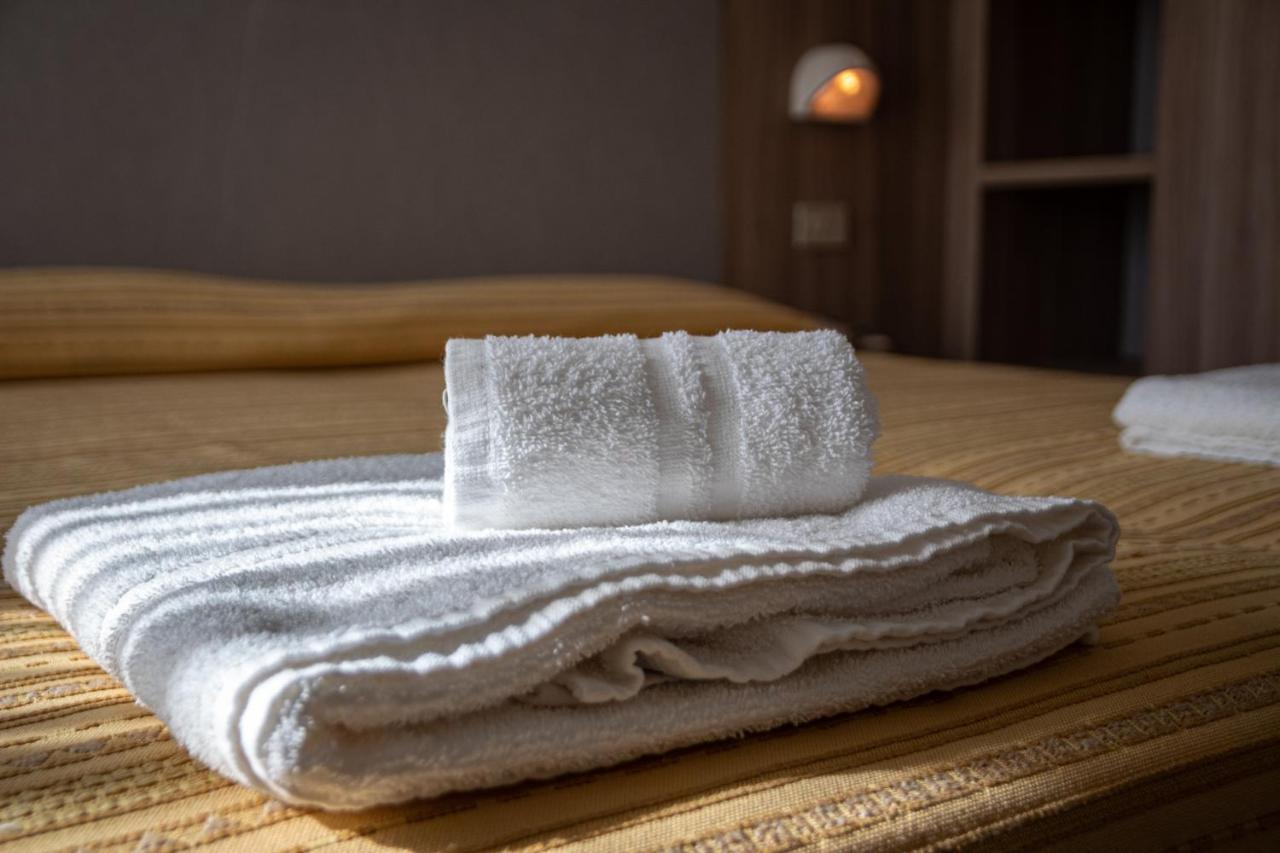 Hotel Astrid Cervia Eksteriør bilde