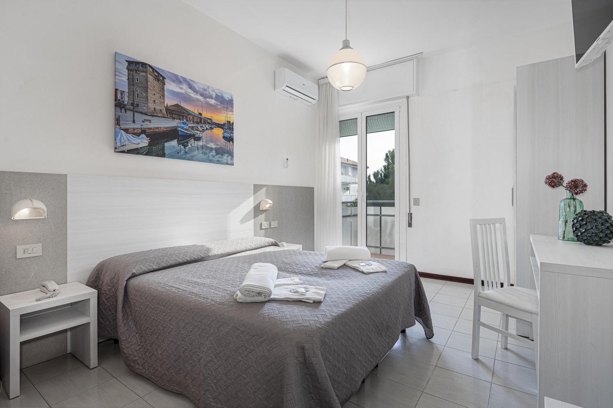Hotel Astrid Cervia Eksteriør bilde