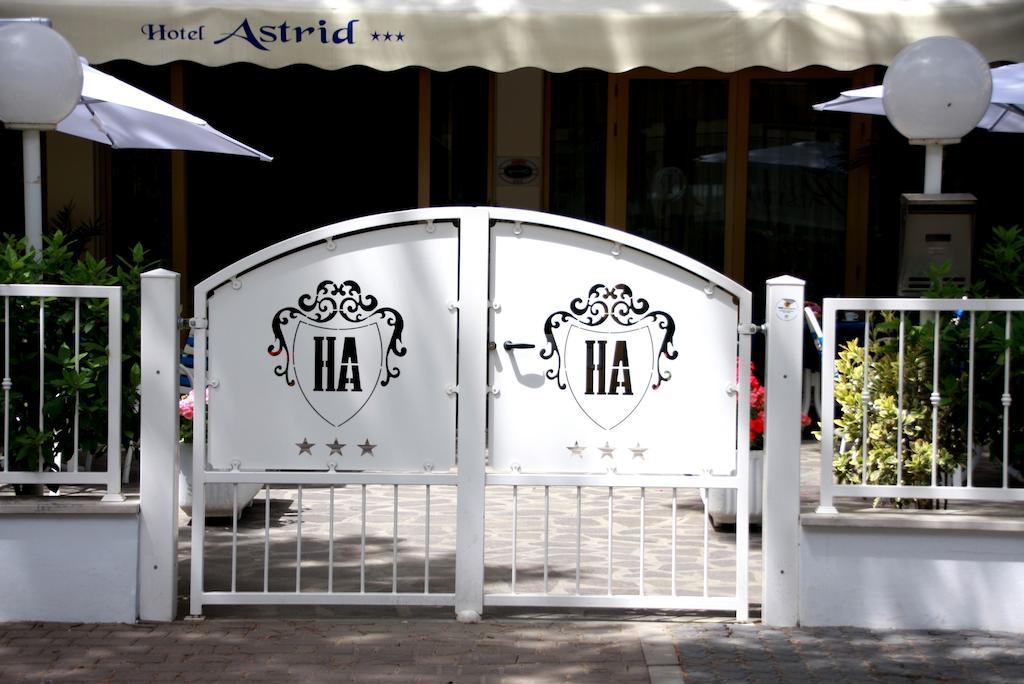 Hotel Astrid Cervia Eksteriør bilde