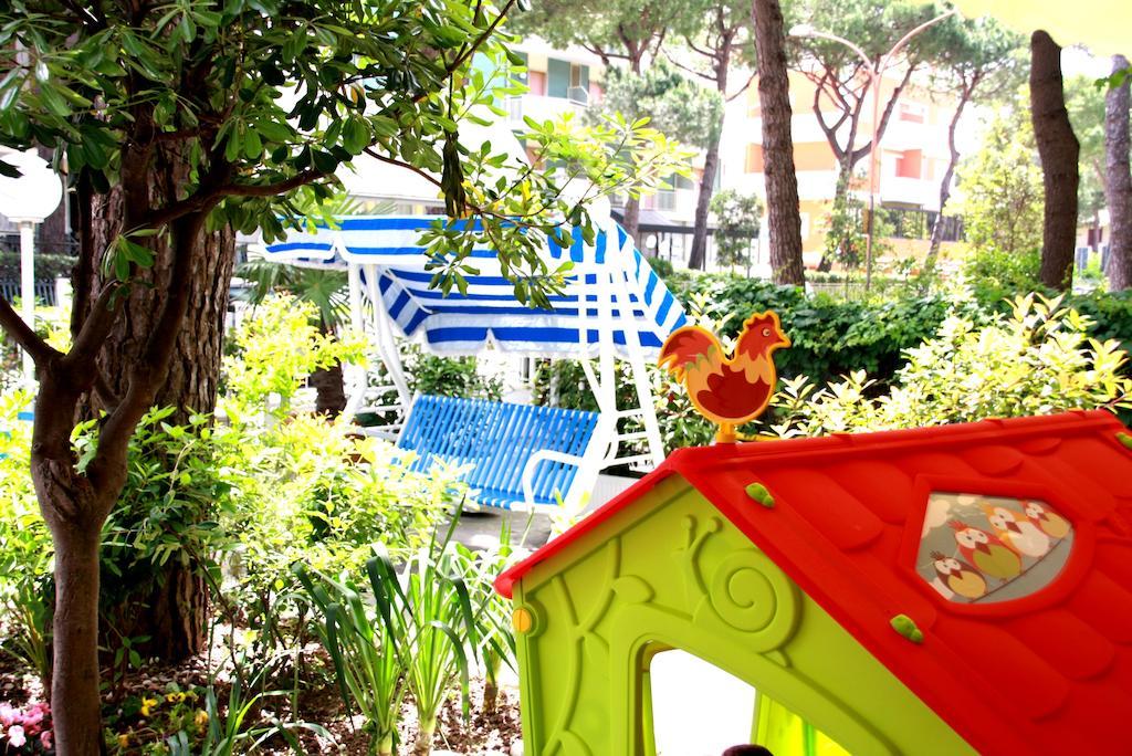 Hotel Astrid Cervia Eksteriør bilde